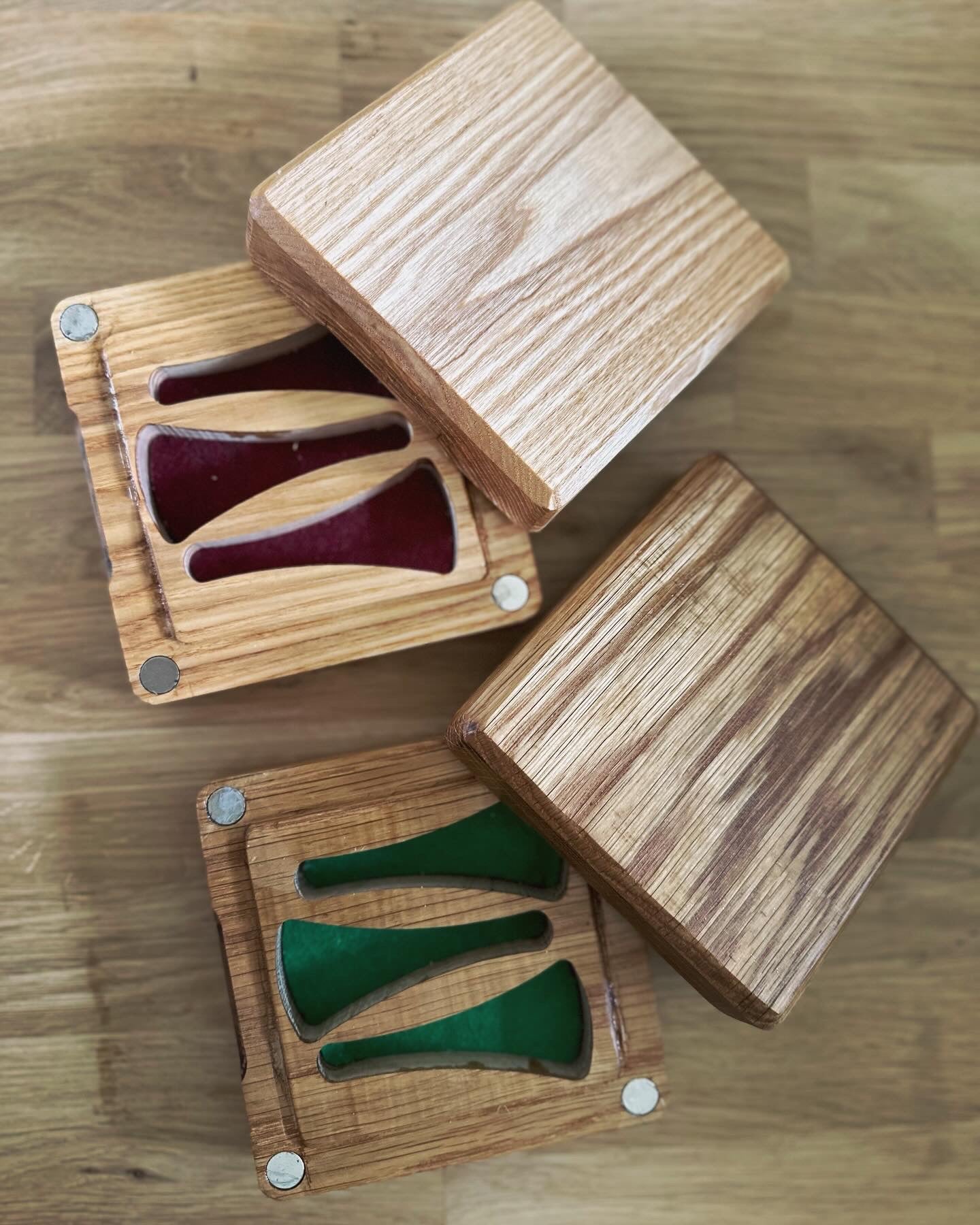 Boks for valthornmunnstykker