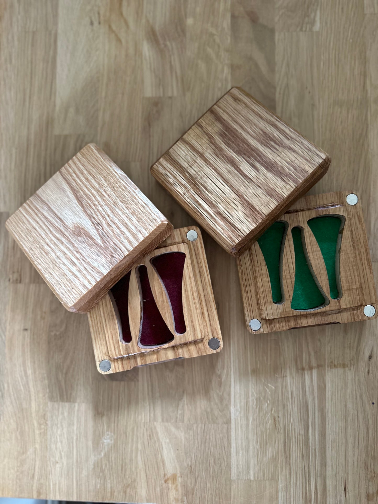 Box for french horn mouthpieces