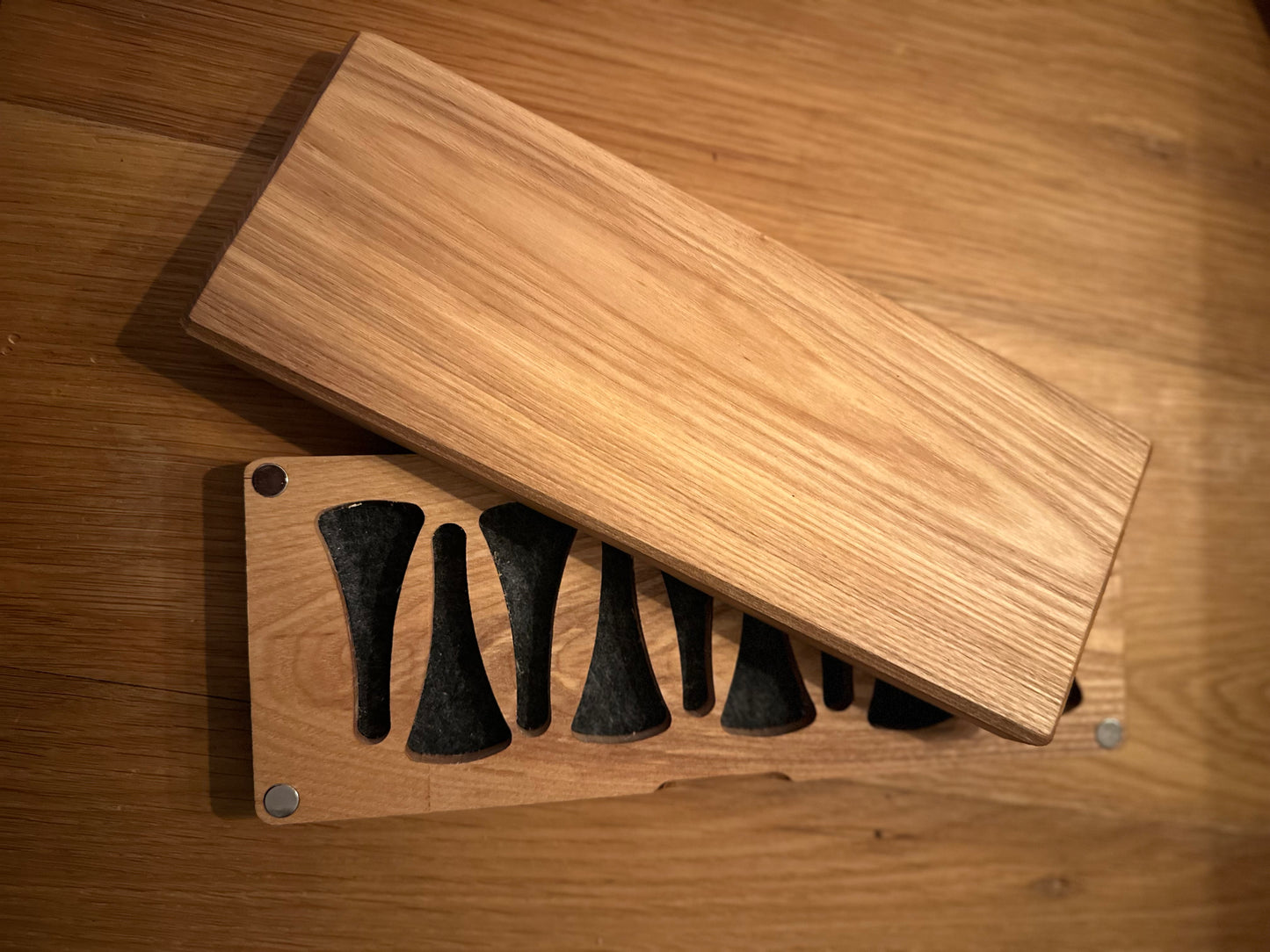 Box for french horn mouthpieces