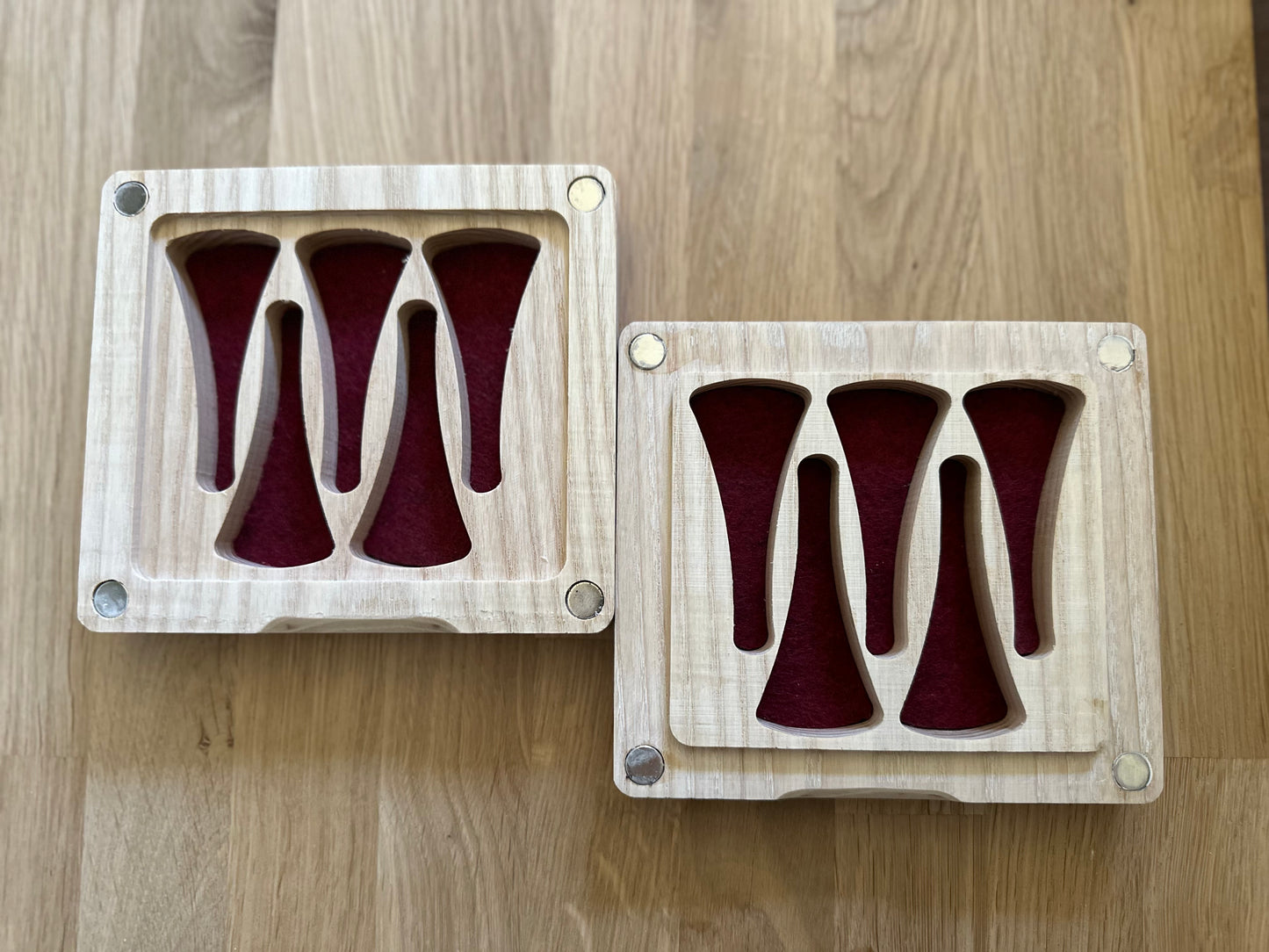 Box for french horn mouthpieces