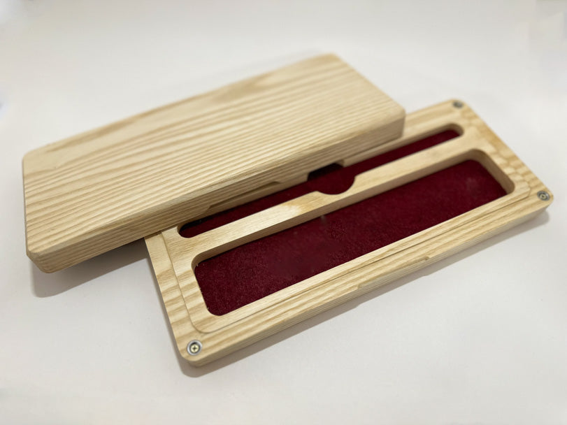 Rectangular dice box variant 1